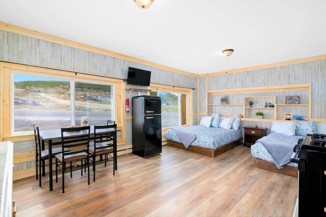 12Private Room With Kitchen Dog Friendly レッドビル エクステリア 写真